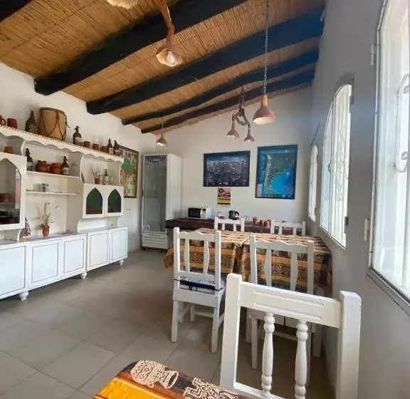ユースホステル Hostal Tierra Andina Cafayate