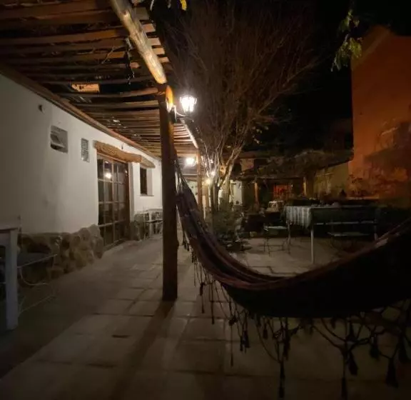 ユースホステル Hostal Tierra Andina Cafayate