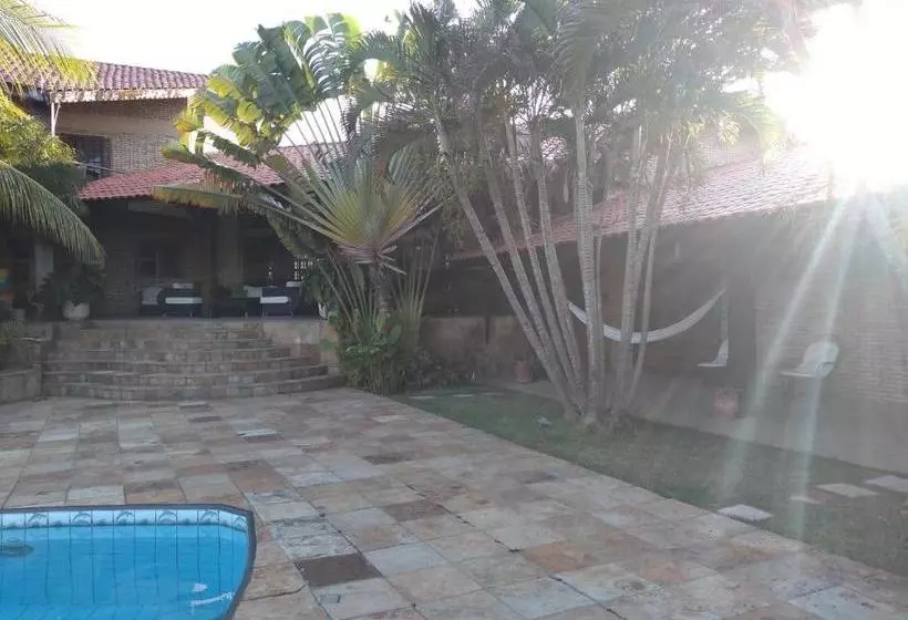 پانسیون Kiwi Pousada & Lounge