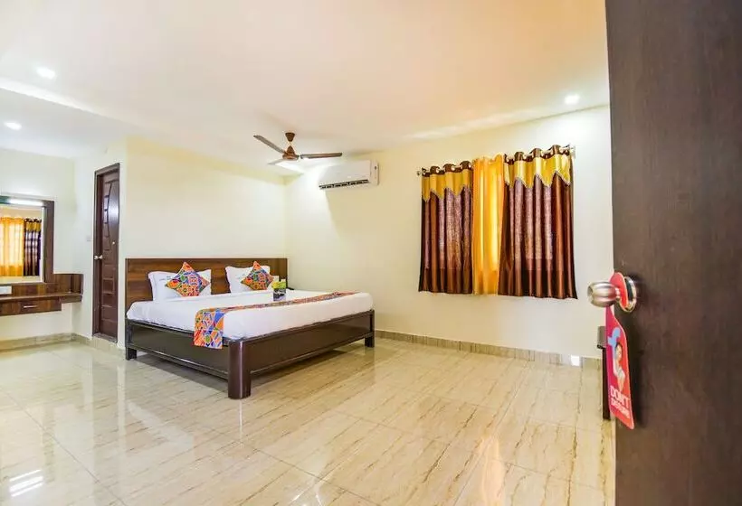 Fabhotel Lotus Grand