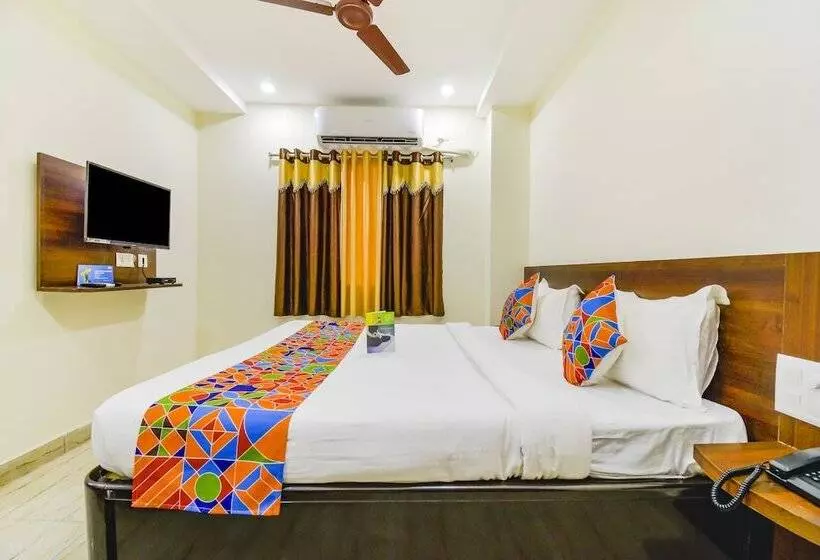 Fabhotel Lotus Grand