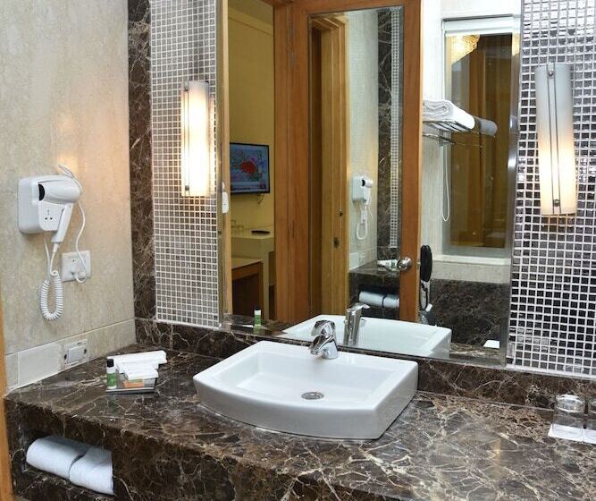 בית מלון כפרי Opulent By Udman Chhattarpur