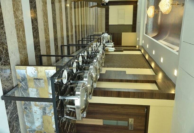 בית מלון כפרי Opulent By Udman Chhattarpur