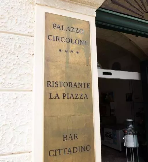 ホテル Palazzo Circolone