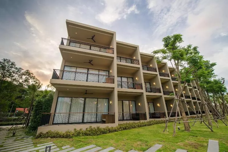 The Gallery Hotel Nai Harn