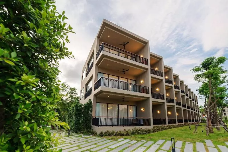 The Gallery Hotel Nai Harn