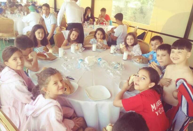 בית מלון כפרי Garden Kale Thermal