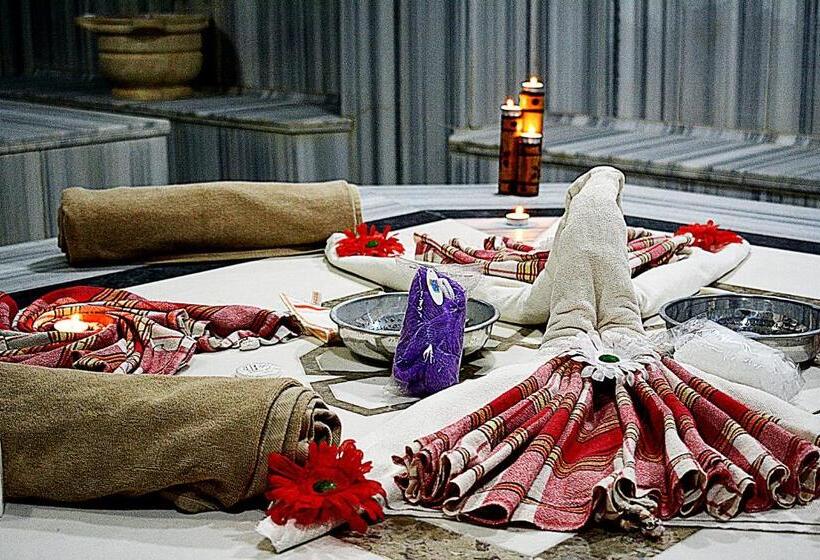 בית מלון כפרי Garden Kale Thermal