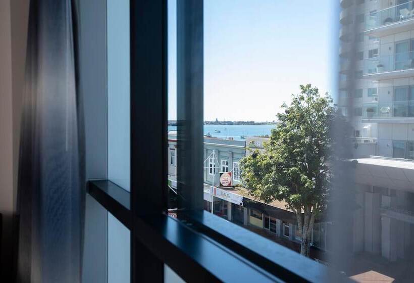 호텔 Quest Tauranga Central