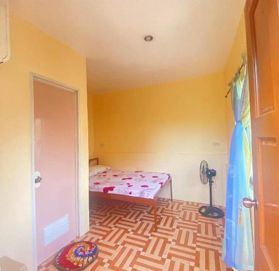 Schronisko Carillo Guest House