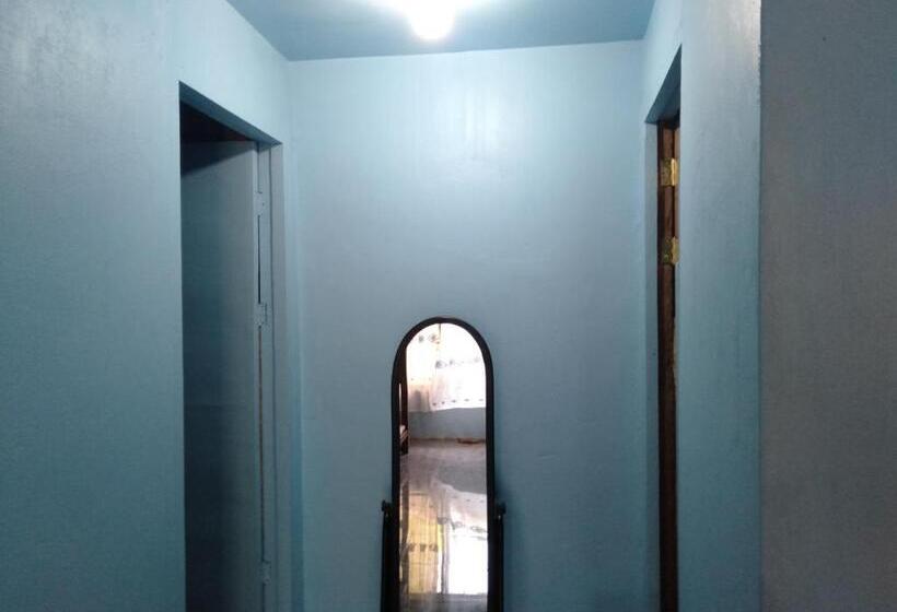 Schronisko Carillo Guest House