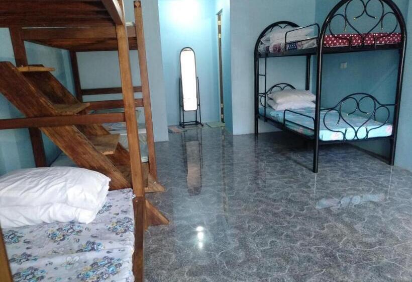 Schronisko Carillo Guest House