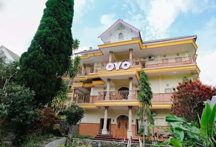 هتل Oyo 538 Villa Handayani Syariah