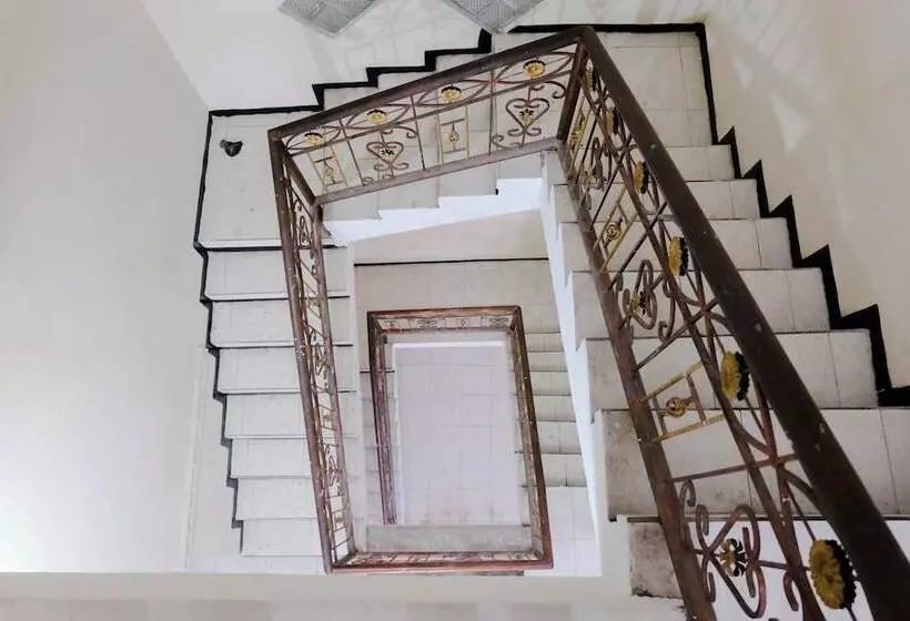هتل Oyo 538 Villa Handayani Syariah