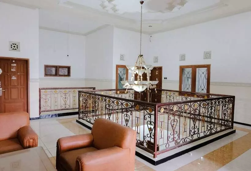 هتل Oyo 538 Villa Handayani Syariah