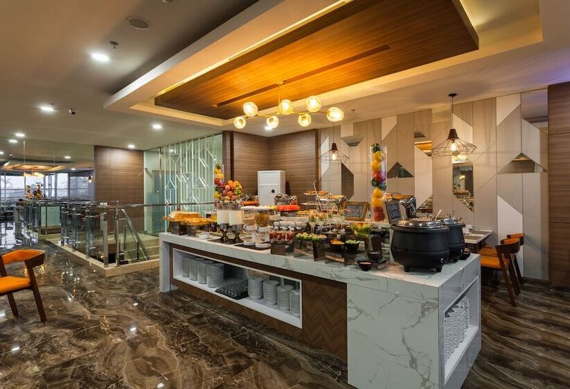 בית מלון כפרי Ramada By Wyndham Serpong