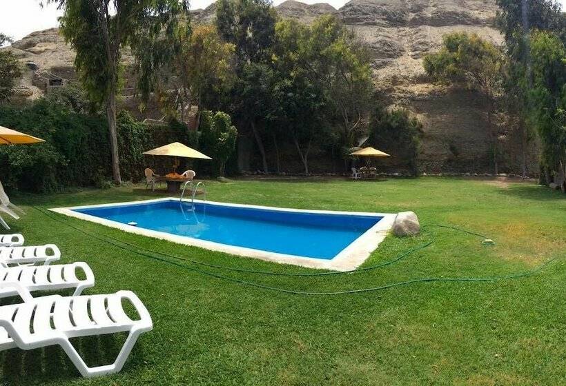 ホテル Huanchaco Gardens