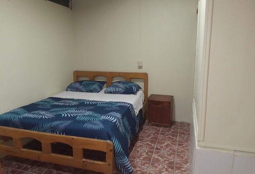 مبيت وإفطار Residencial Don Santiago