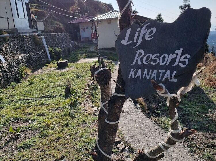 Life Resorts