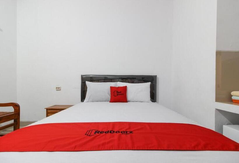פנסיון Reddoorz Syariah At Kebun Raya Yogyakarta
