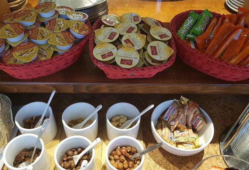 Schillers Hotel & Café Garni