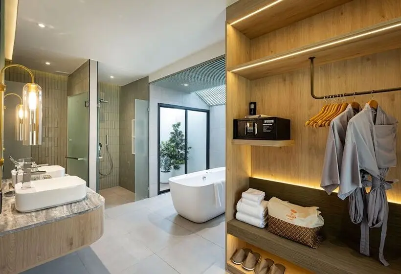 فندق La Solaya Khao Lak