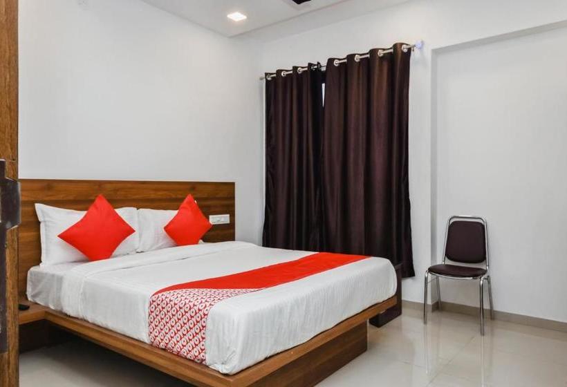 Hotelli Oyo 30317 The Address