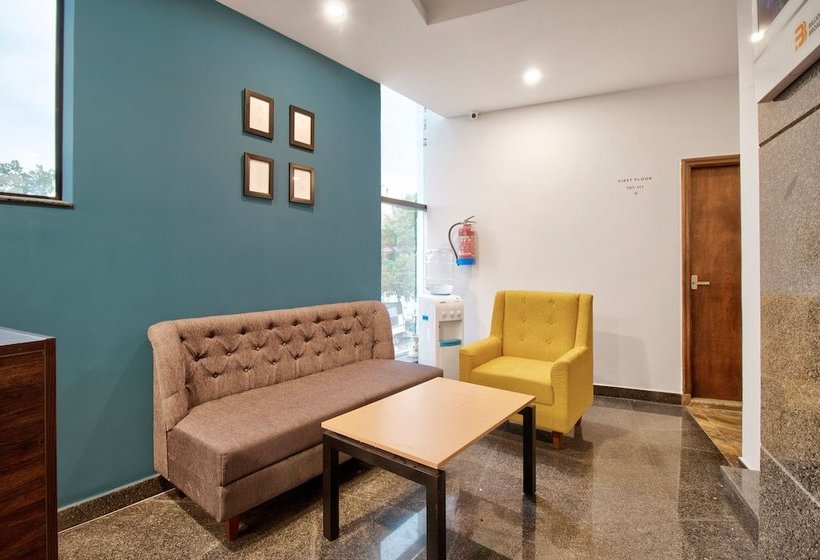 Hotelli Silverkey Executive Stays 19407 Padmanabhnagar