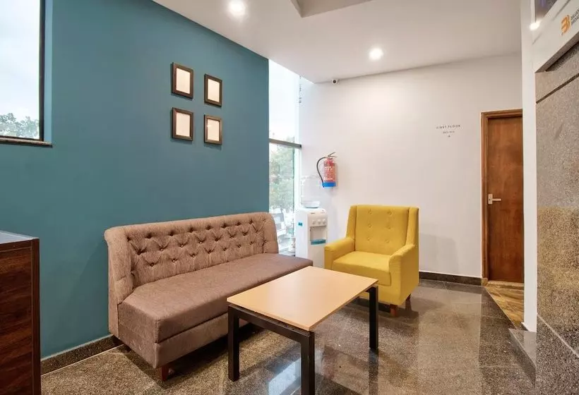 ホテル Silverkey Executive Stays 19407 Padmanabhnagar