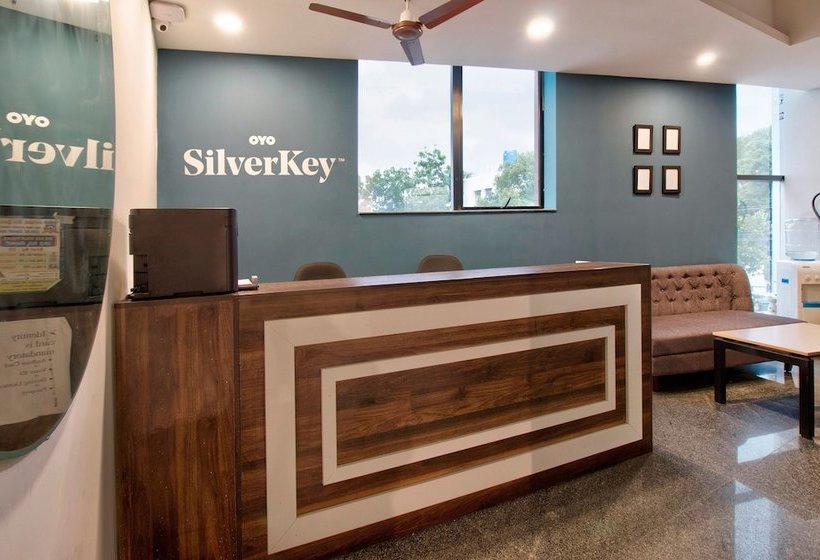 Hotelli Silverkey Executive Stays 19407 Padmanabhnagar