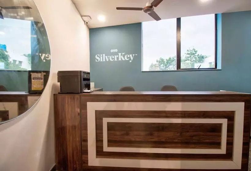 ホテル Silverkey Executive Stays 19407 Padmanabhnagar