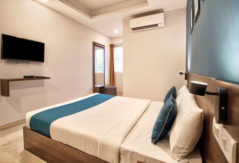 Hotelli Silverkey Executive Stays 19407 Padmanabhnagar