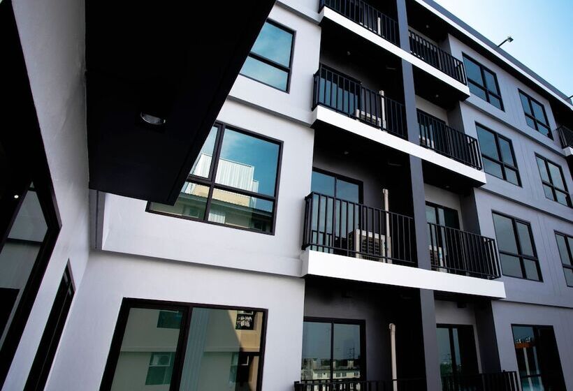 ホテル The Zleep Chonburi