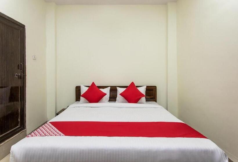 Oyo 26904 Hotel Manjulam Regency