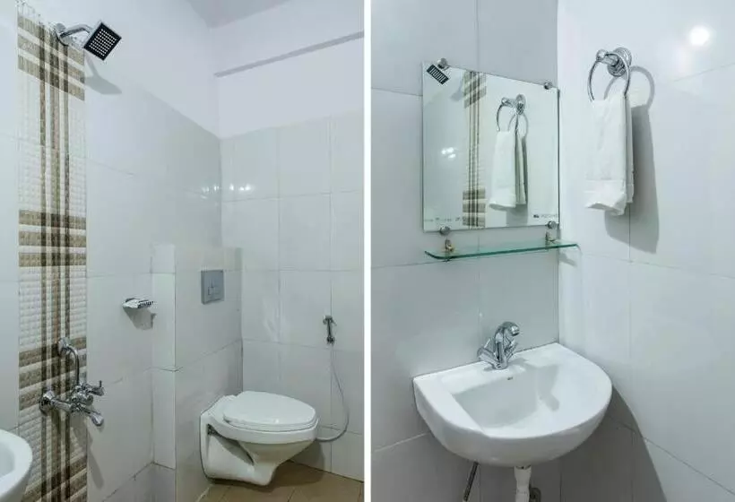 Oyo 26904 Hotel Manjulam Regency