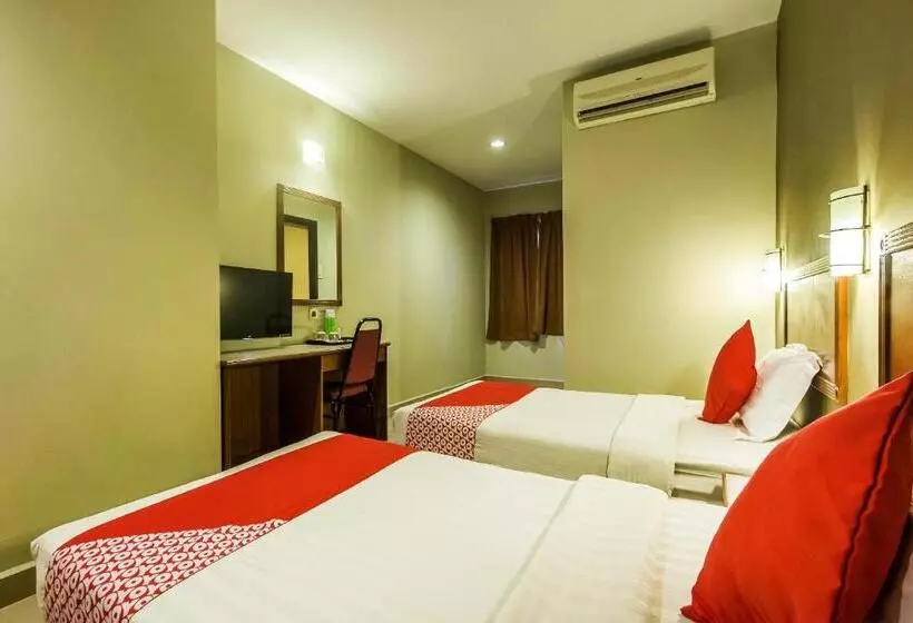 Oyo 828 Comfort Hotel Shah Alam