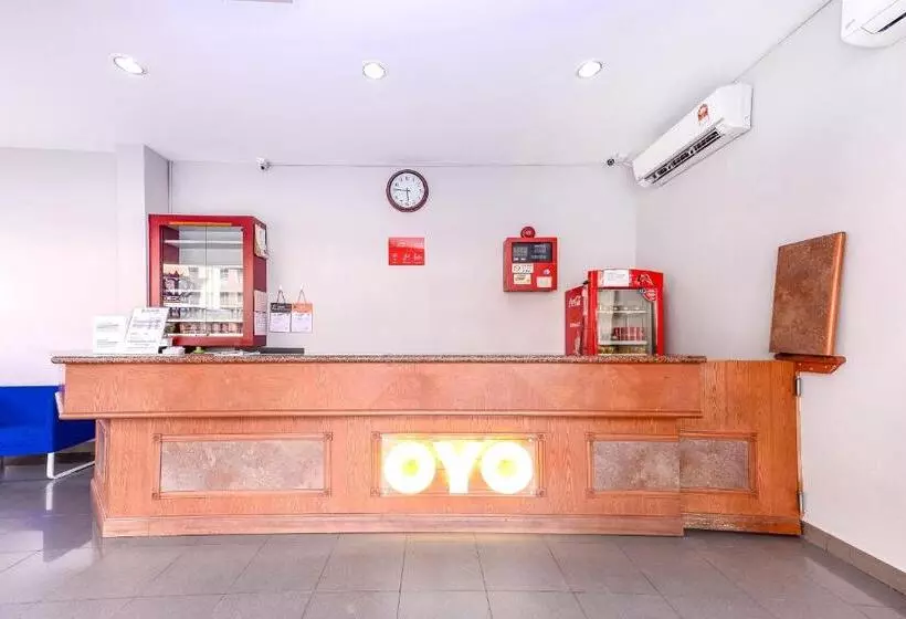 Oyo 828 Comfort Hotel Shah Alam