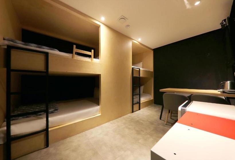 Hotel Brown Dot Cheongju