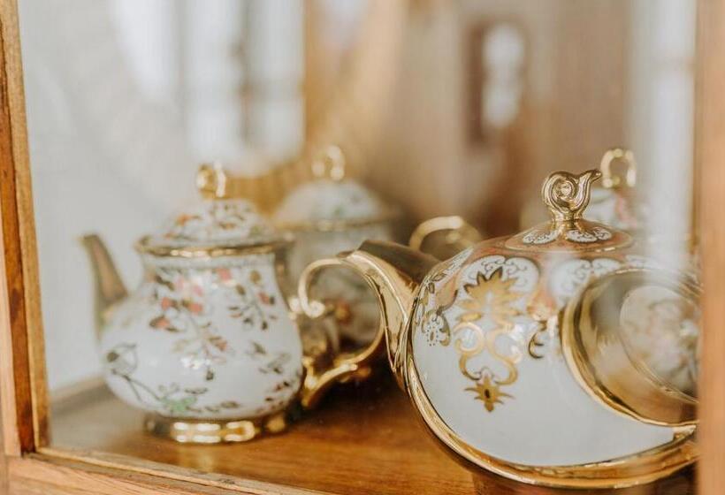 בית מלון כפרי White Wall Riverfront