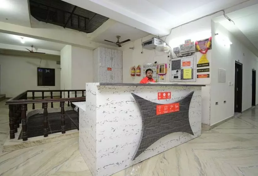 Oyo 29034 Hotel Arora Inn