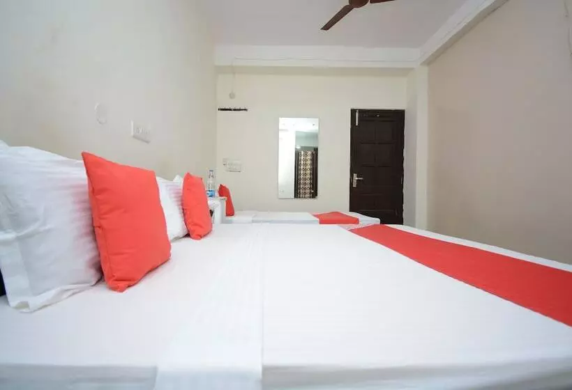 Oyo 29034 Hotel Arora Inn