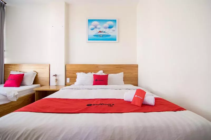 پانسیون Reddoorz @ Bui Vien Walking Street  Hostel
