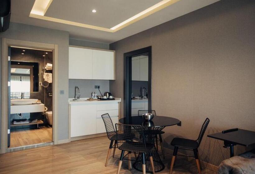 酒店 Burhaniye Marina Boutique