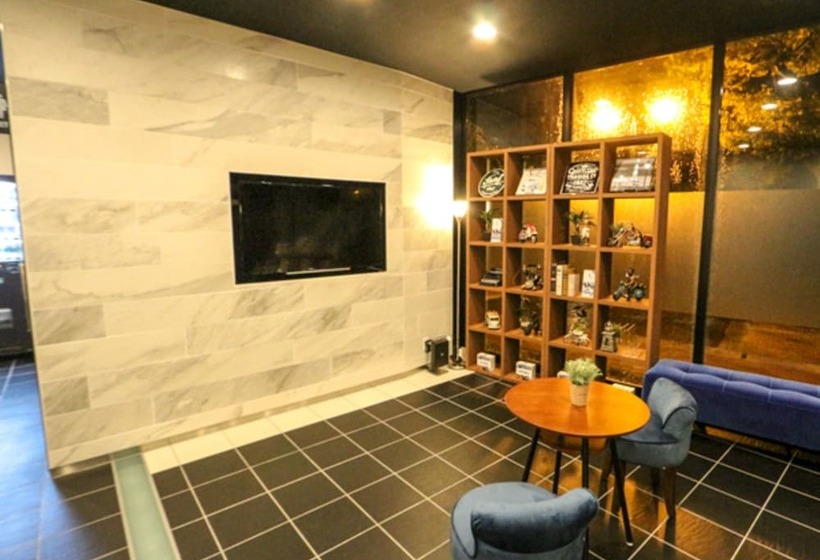 Отель Livemax Mikawaanjoekimae