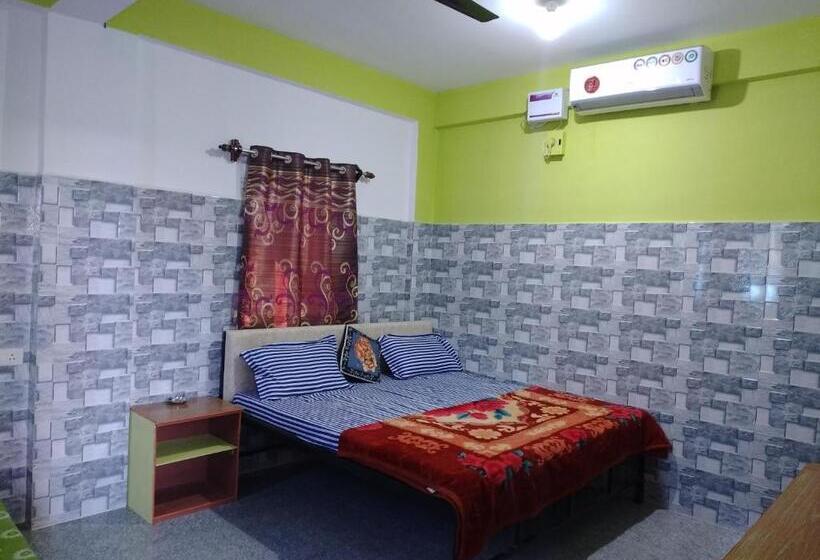 Pensió Baga F Leisure Stay Guest House