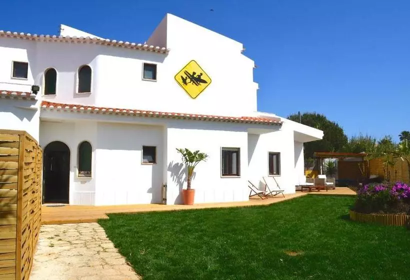 Algarve Surf Camp & Hostel Sagres