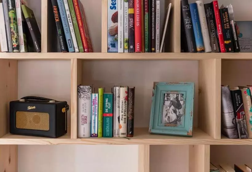 ベッドアンドブレックファースト Neuhof Gäste & Schokohaus