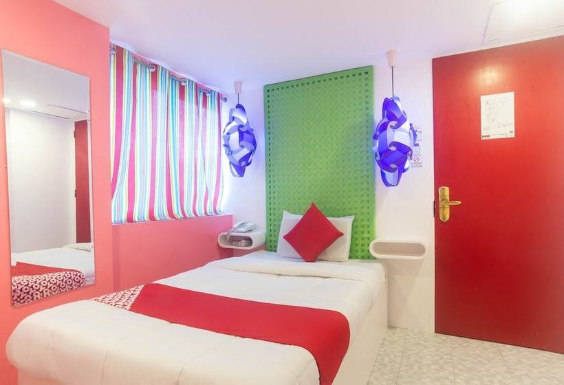 Bed and Breakfast Oyo 155 Europa Breakfast And Bed