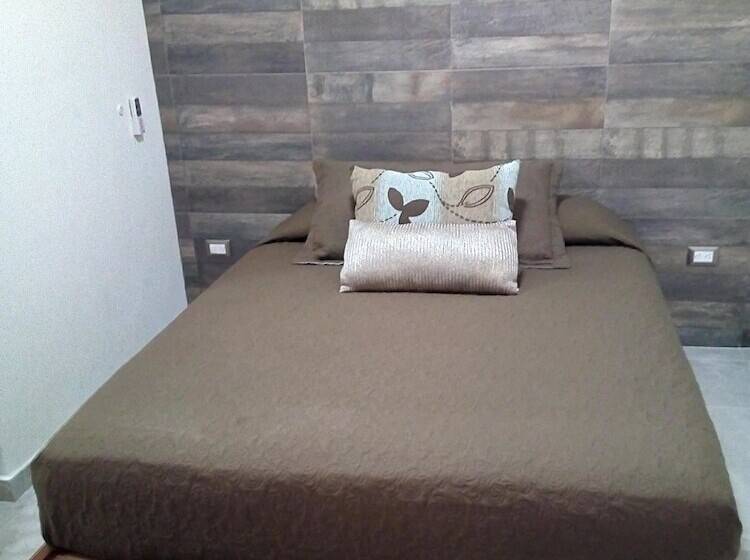 هتل Boutique La Josefina Adults Only