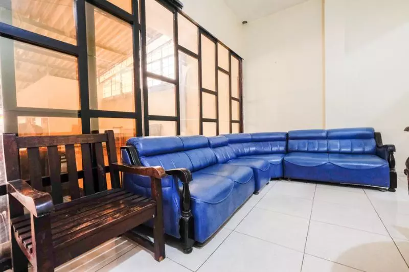 Majatalo Reddoorz Near Universitas Diponegoro Semarang